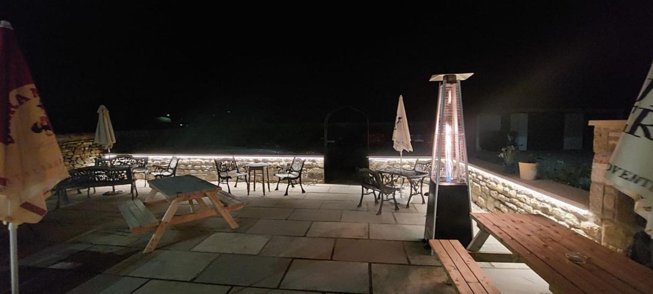 The Black Horse Inn Settle Buitenkant foto